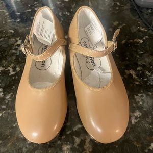 Revolution tap shoes